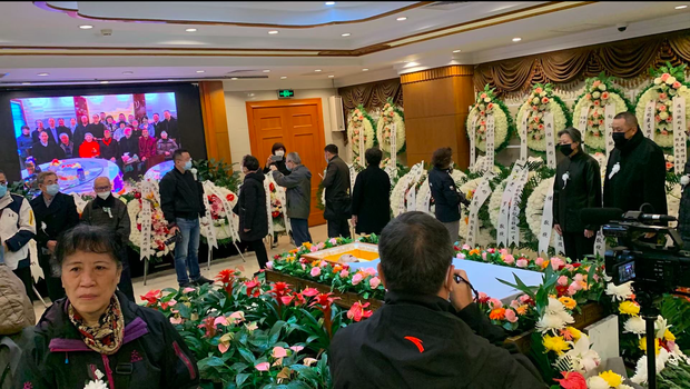 Barred from funeral, mourners mark death of former top party official Bao Tong
