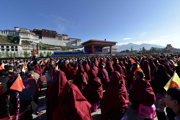 Tibetan tourists flock to Lhasa amid easing travel rules aimed at jolting economy