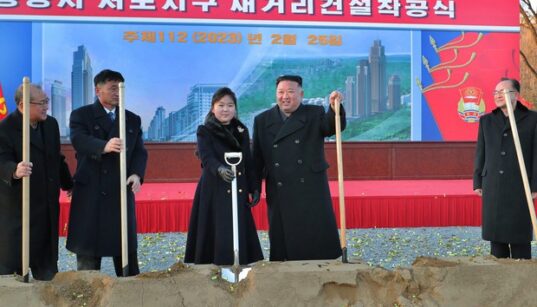 Studenten und Anwohner wurden in nordkoreanische Bauprojekte gedrängt